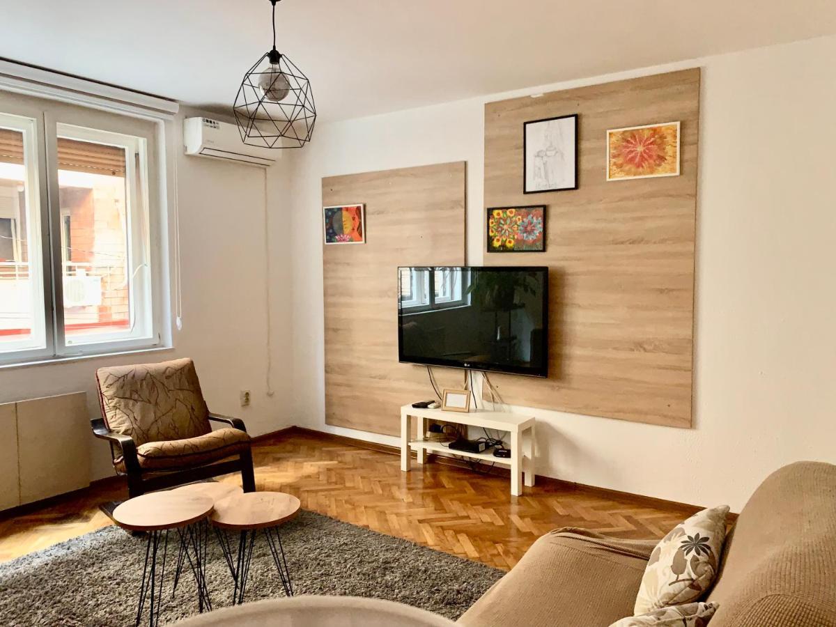 Star Apartment 2 Belgrado Buitenkant foto
