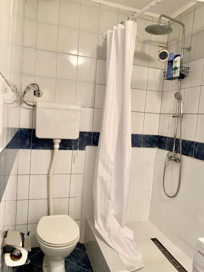 Star Apartment 2 Belgrado Buitenkant foto